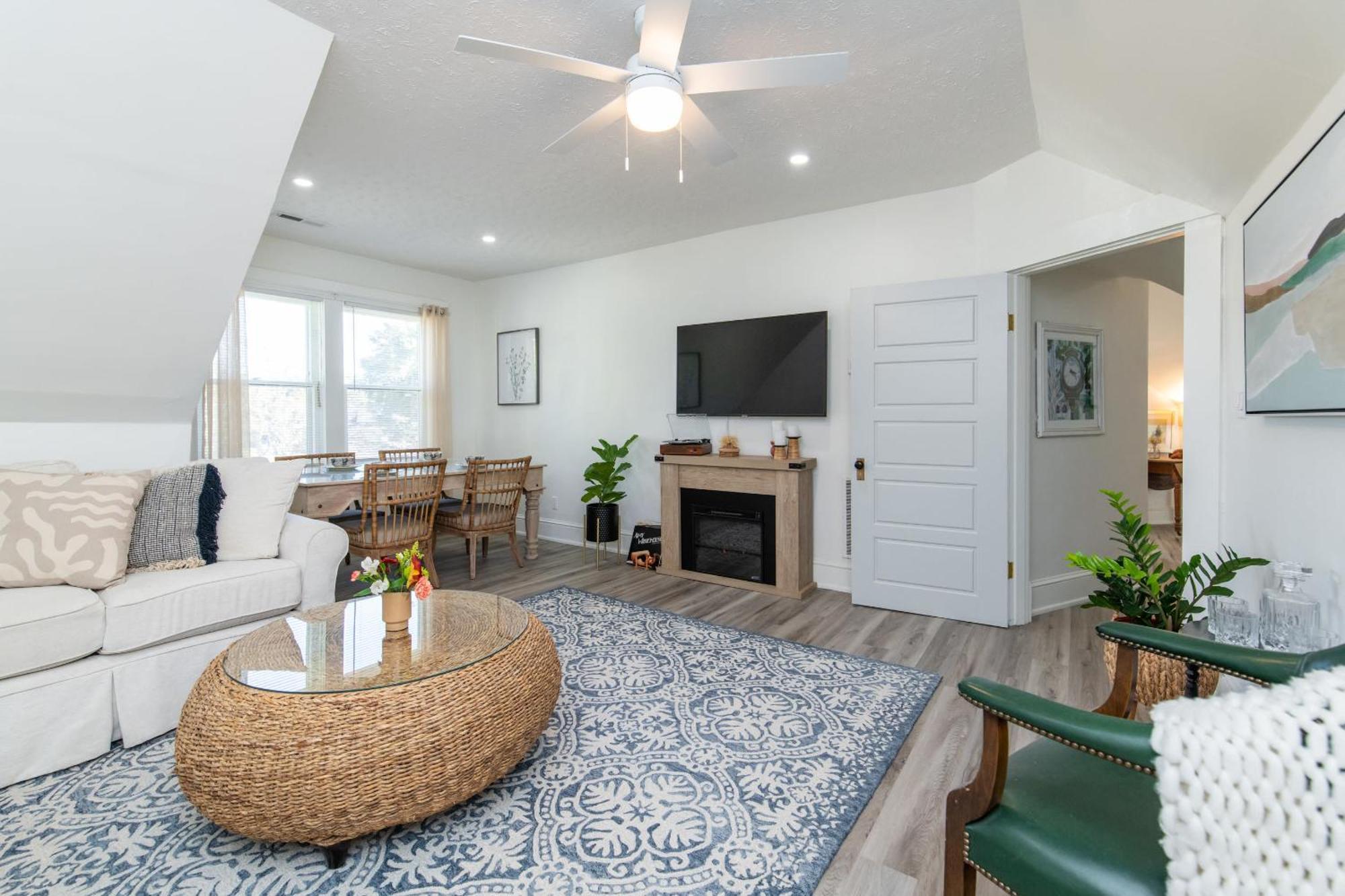 Loft On Capital - Ideally Located To Distilleries フランクフォート エクステリア 写真